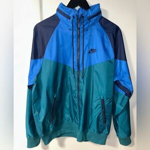 Blue and green Nike windbreaker size small